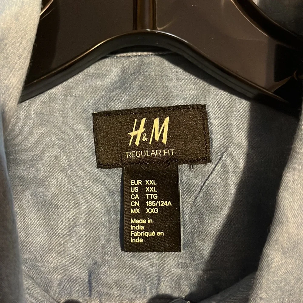 H&M XXL long sleeve button down - Picture 2 of 2
